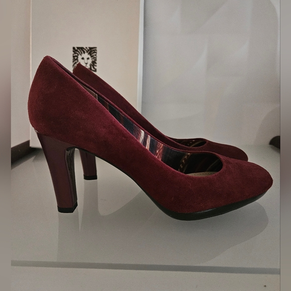 AK Anne Klein Suede Leather Pumps US 6.5 Burgundy Wine Dark Red - Picture 6 of 7